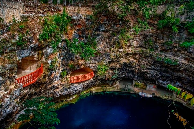 Cenote Xcajum al visitar Chichén Itzá