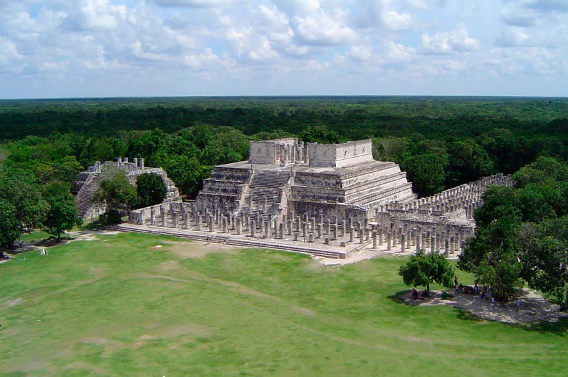 EL Templo de los guereros en Chiche´n Itzá