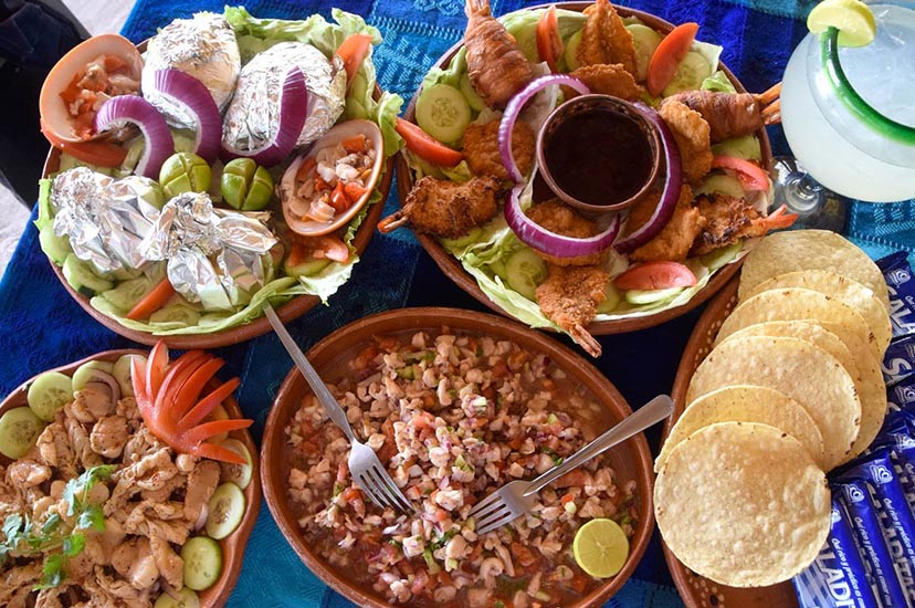 Platillos con mariscos de Holbox