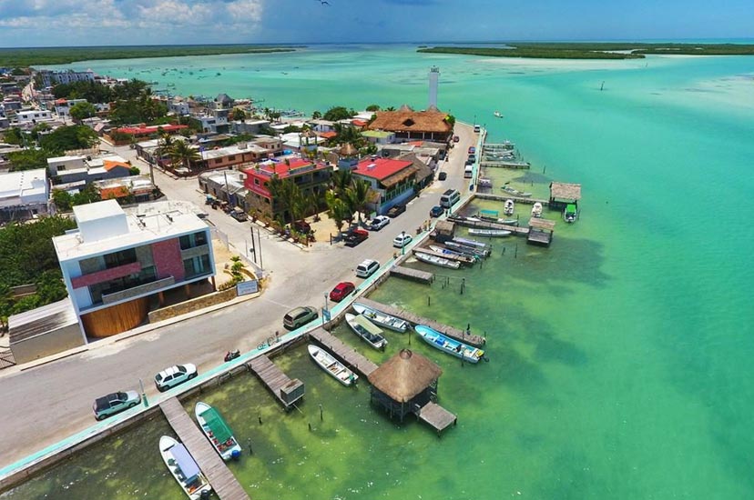 foto aerea del puerto de rio lagartos